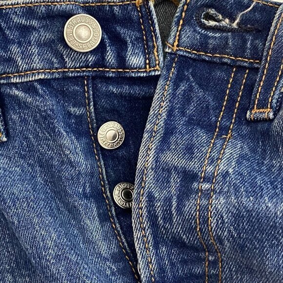 Levi's Wedgie Straight Premium Denim High Rise Cropped Raw Hem Jeans - Picture 11 of 16